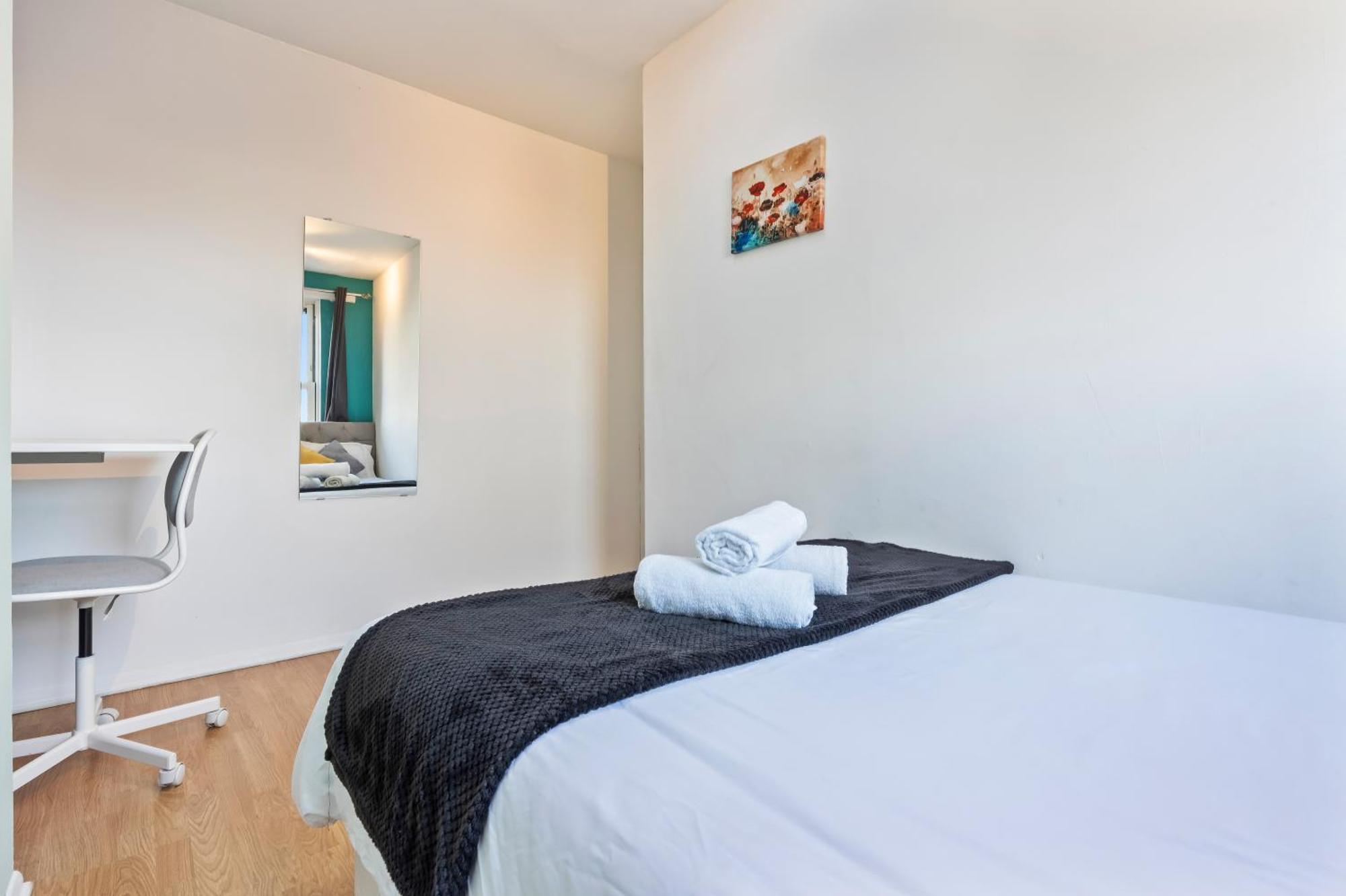 Comfy 4Br House Close To Subway London Exterior photo